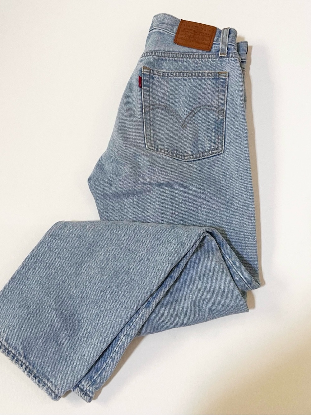 Levi's wedgies straight premium size 26 light wash